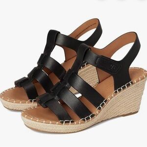 Kenneth Cole Black Strappy Wedges Capelin Gentle Souls GORGEOUS 9.5